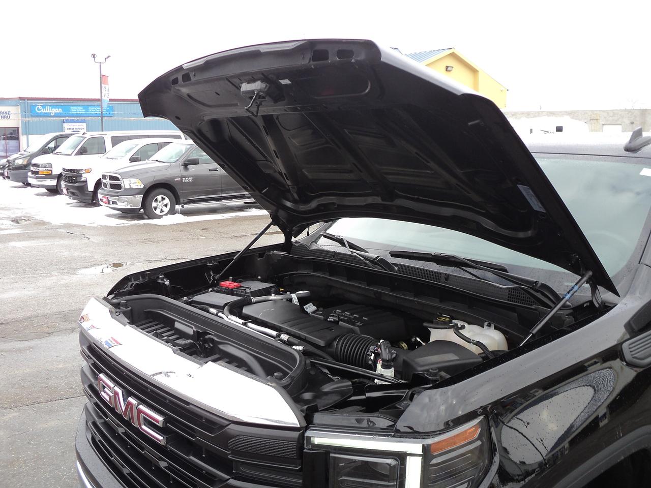 2024 GMC Sierra 1500 Pro  CrewCab 4WD 2.7L4cylGas 5'10"Box BackUpCam Photo