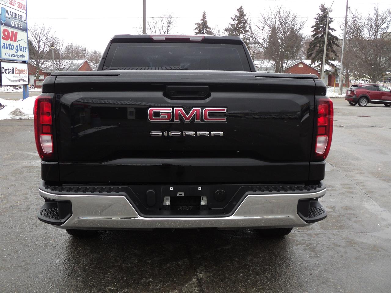 2024 GMC Sierra 1500 Pro  CrewCab 4WD 2.7L4cylGas 5'10"Box BackUpCam Photo