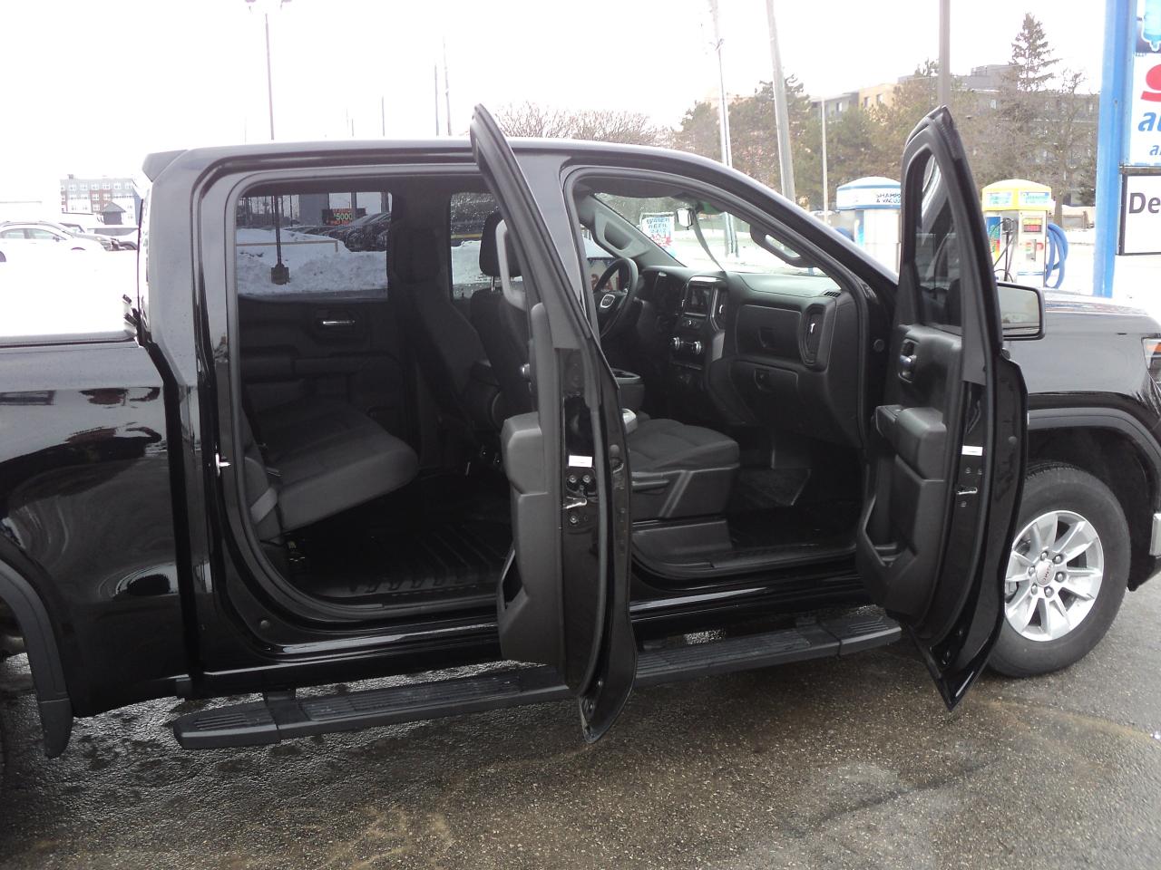 2024 GMC Sierra 1500 Pro  CrewCab 4WD 2.7L4cylGas 5'10"Box BackUpCam Photo