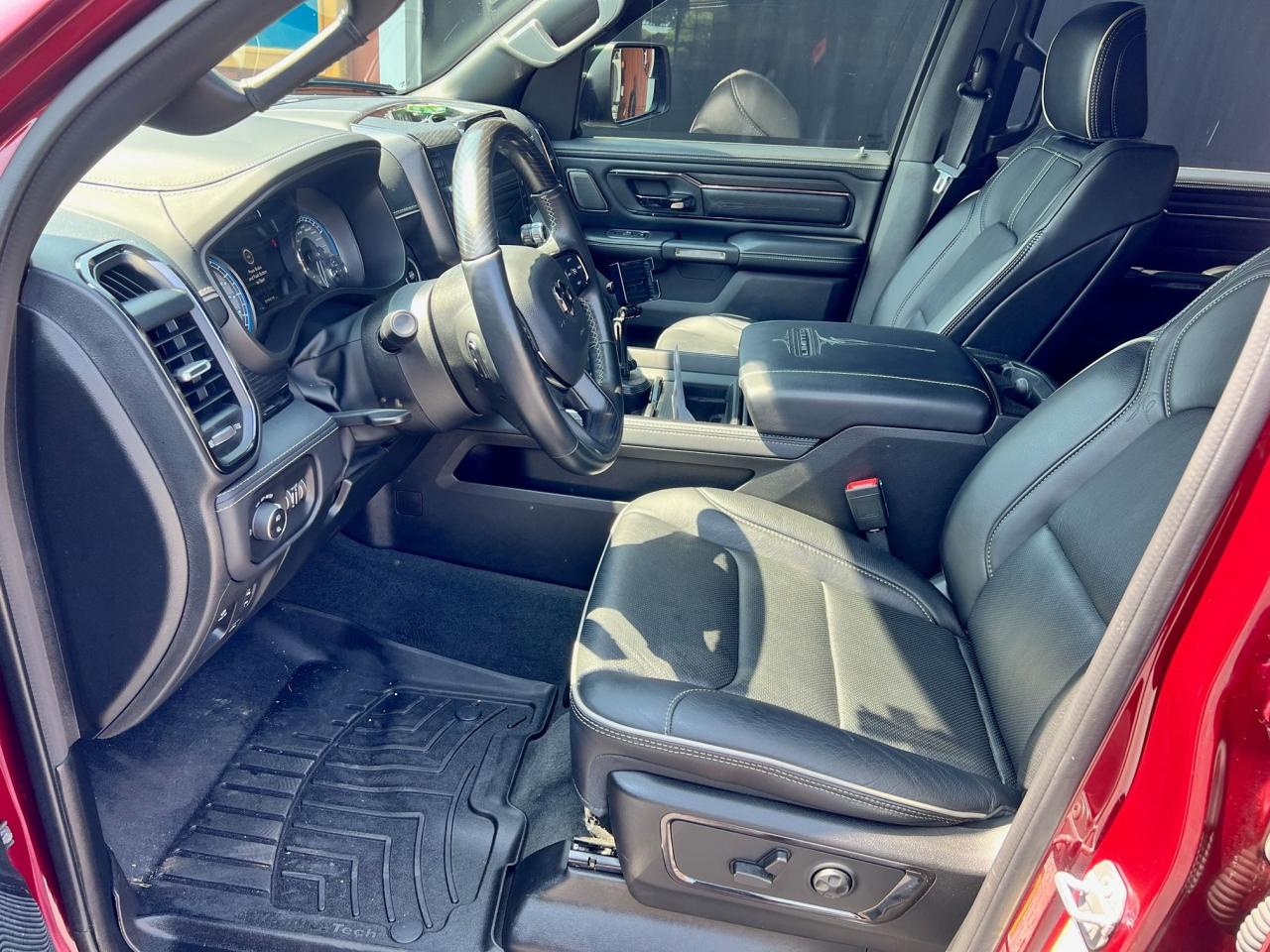 2022 RAM 1500 Limited 4x4 Crew Cab 5'7" Box Photo