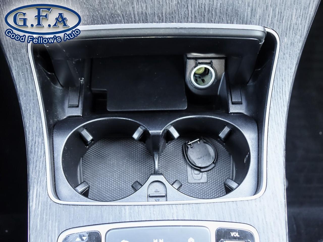 2022 Mercedes-Benz GLC-Class PREMIUM & PREMIUM PLUS PACKAGE, SPORT PACKAGE, 4MA Photo