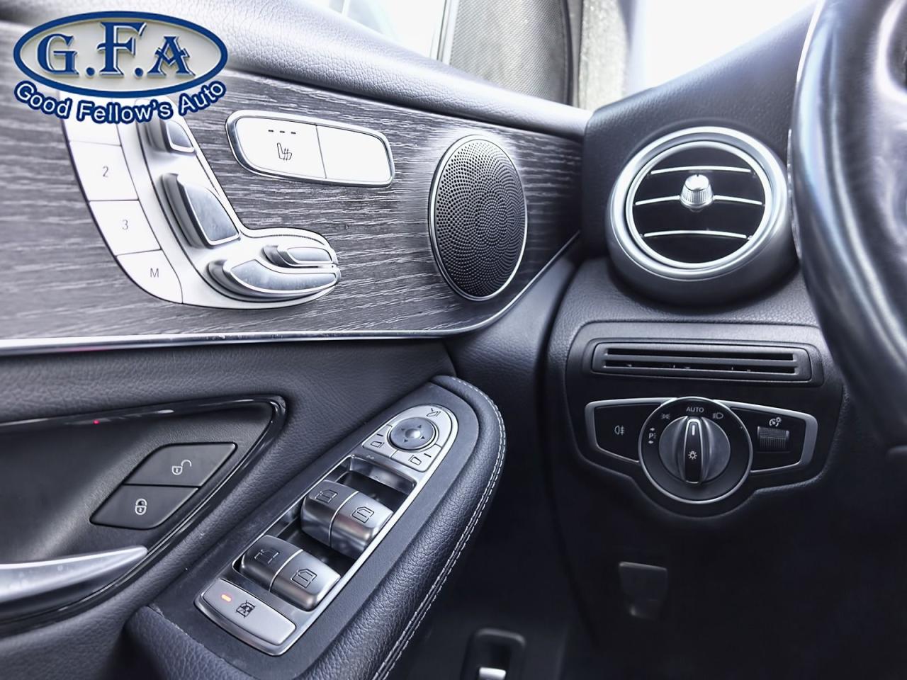 2022 Mercedes-Benz GLC-Class PREMIUM & PREMIUM PLUS PACKAGE, SPORT PACKAGE, 4MA Photo