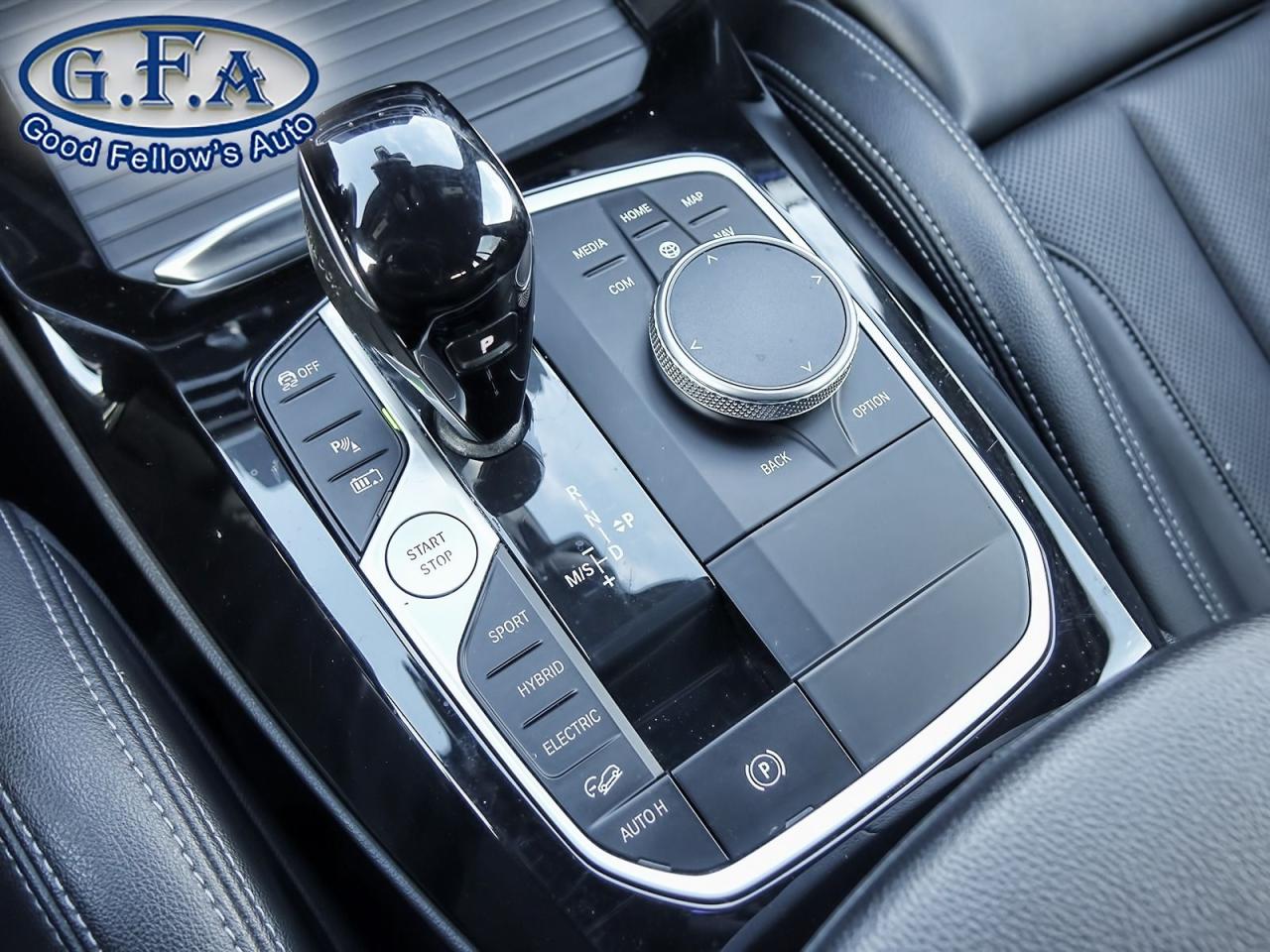 2022 BMW X3 HYBRID, XDRIVE, LEATHER SEATS, PANORAMIC ROOF, NAV Photo17