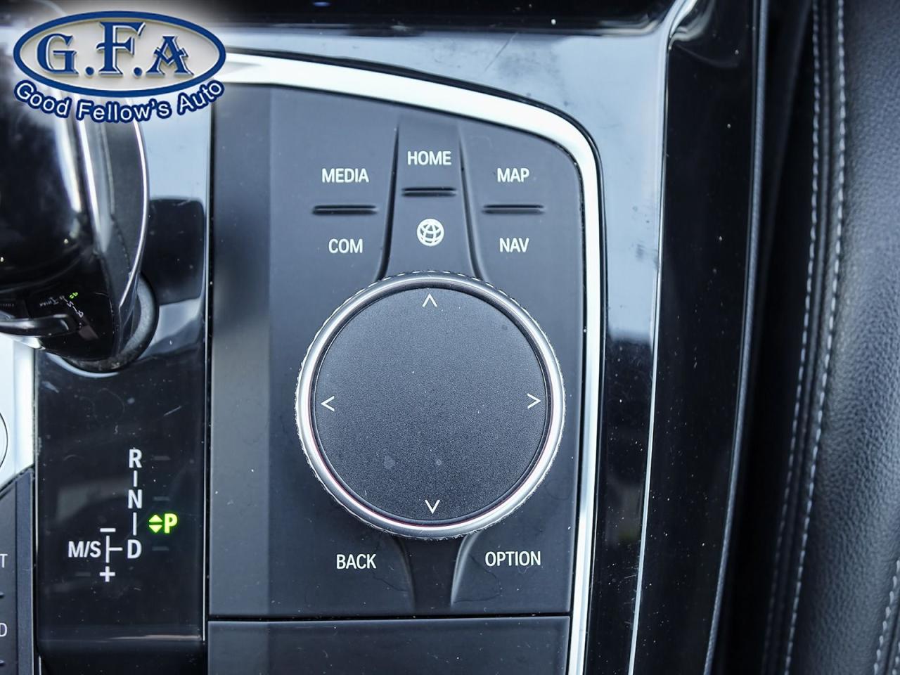 2022 BMW X3 HYBRID, XDRIVE, LEATHER SEATS, PANORAMIC ROOF, NAV Photo