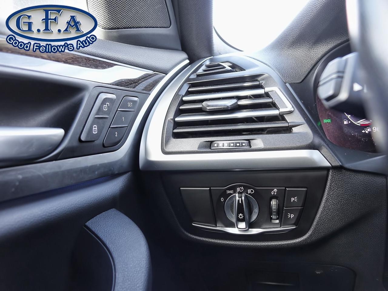 2022 BMW X3 HYBRID, XDRIVE, LEATHER SEATS, PANORAMIC ROOF, NAV Photo