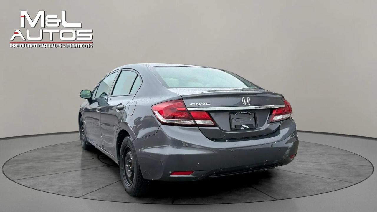 2013 Honda Civic 4dr Auto LX Photo
