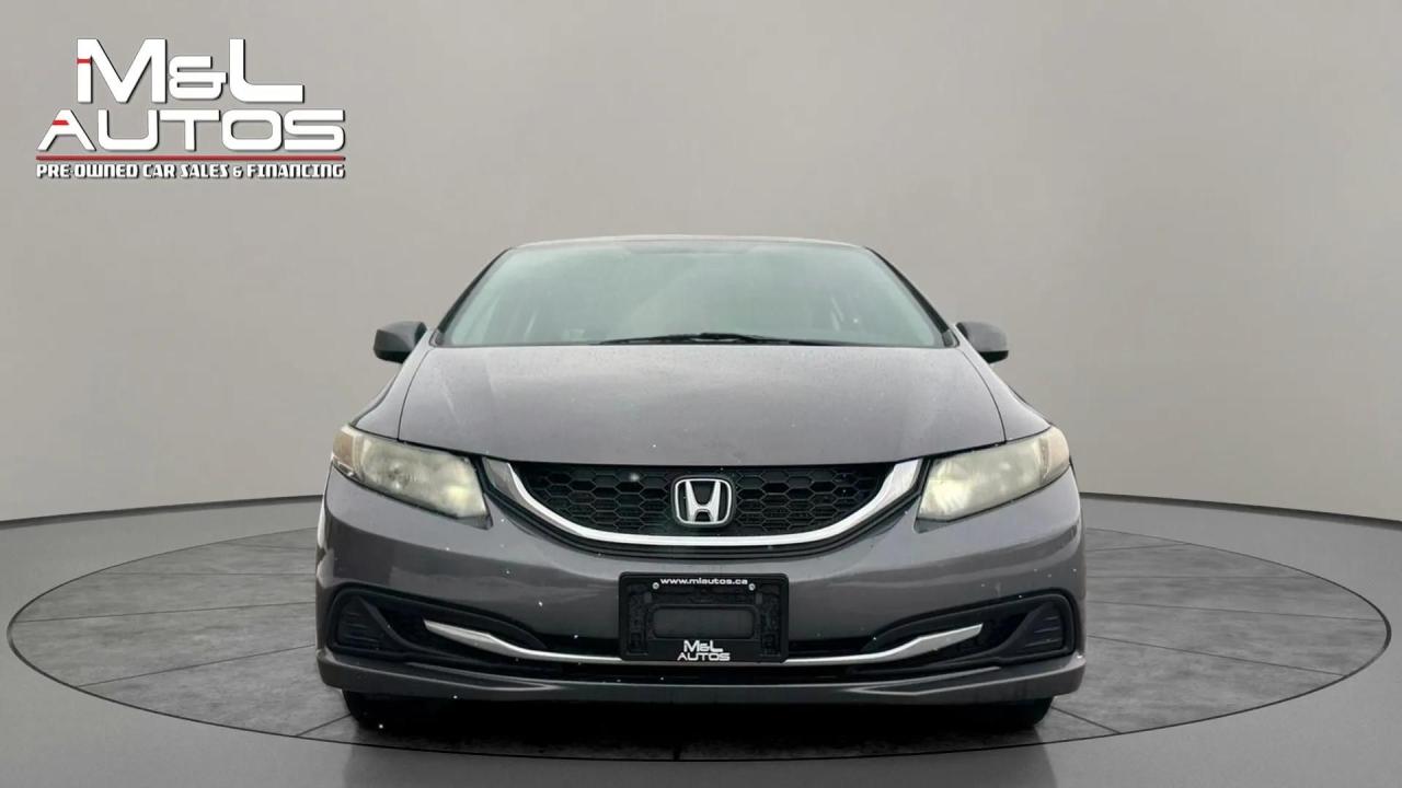 2013 Honda Civic 4dr Auto LX Photo
