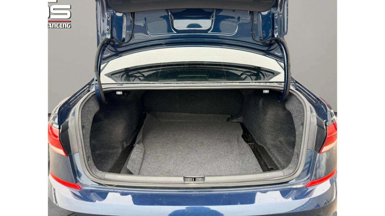 2021 Volkswagen Passat HIGHLINE AUTO Photo