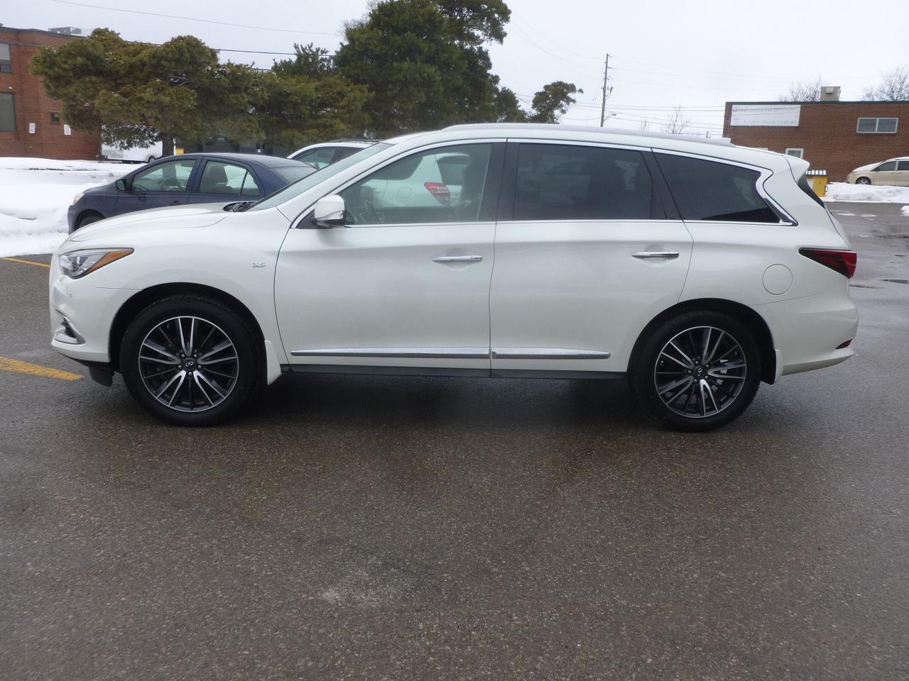 2017 Infiniti QX60  Photo2