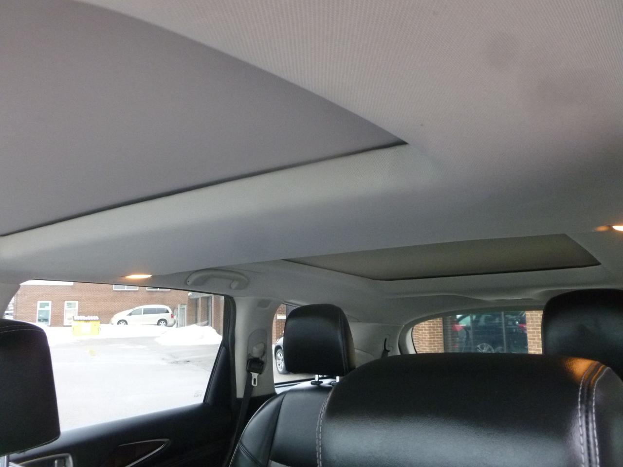 2017 Infiniti QX60  Photo