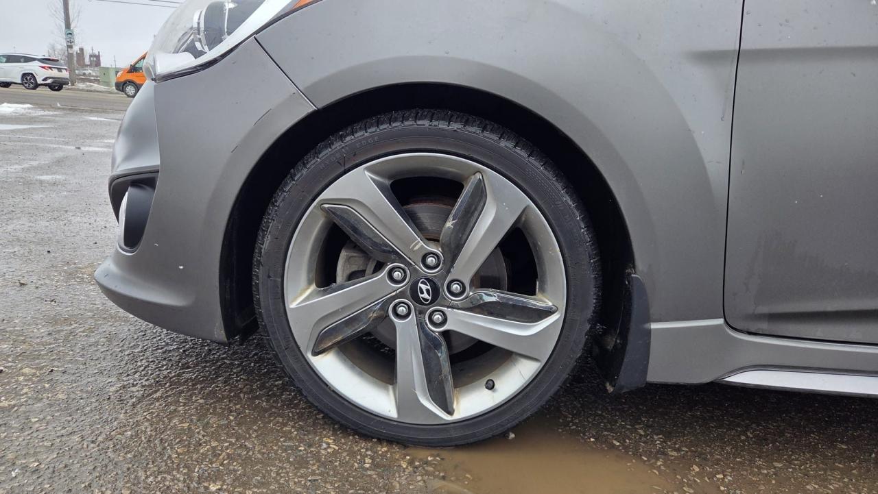 2014 Hyundai Veloster TURBO, AUTO, LEATHER, ONLY 60,000KMS, CERT Photo