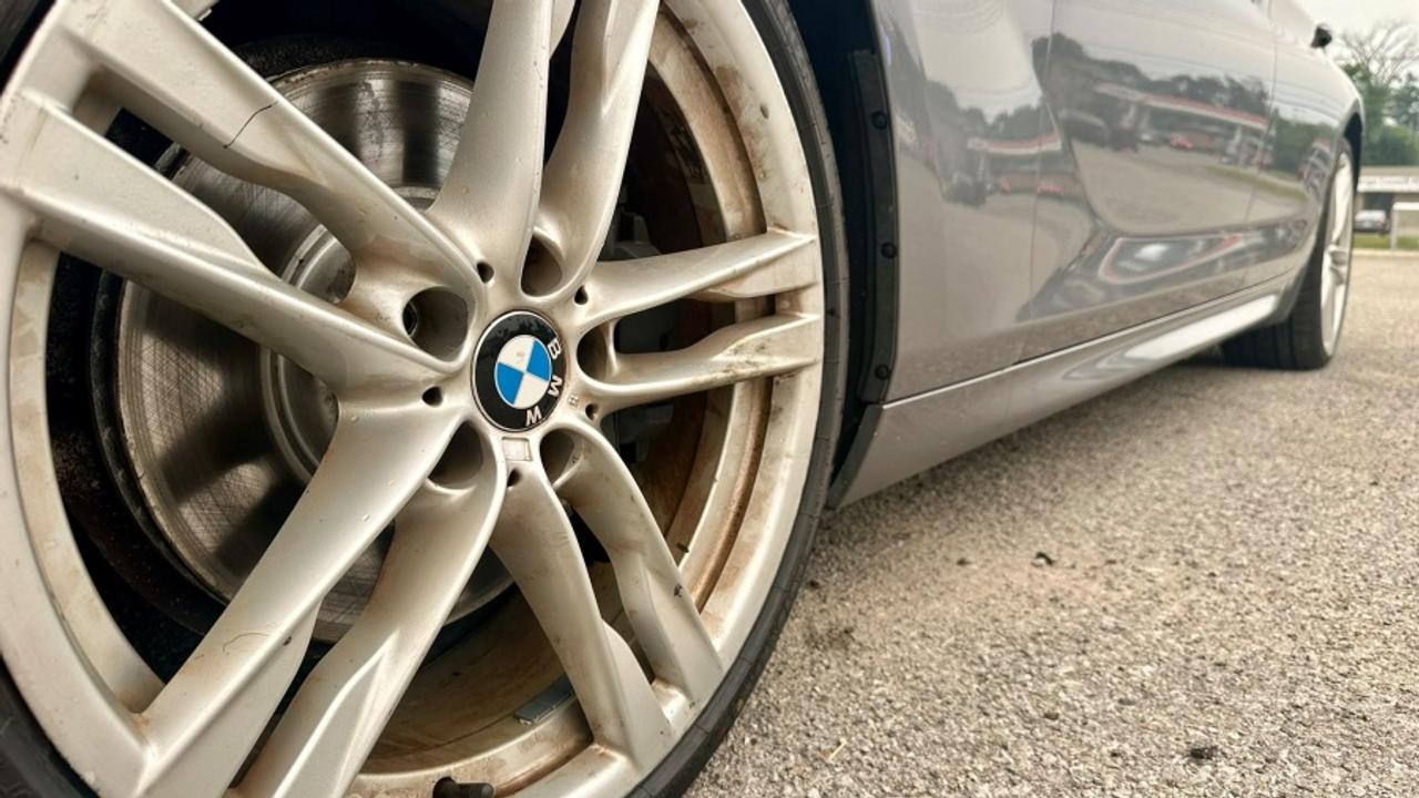 2015 BMW 6 Series * M PACKAGE * AWD * NEW TIRES 650I Photo
