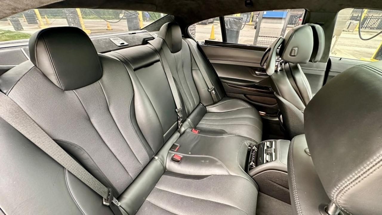 2015 BMW 6 Series * M PACKAGE * AWD * NEW TIRES 650I Photo