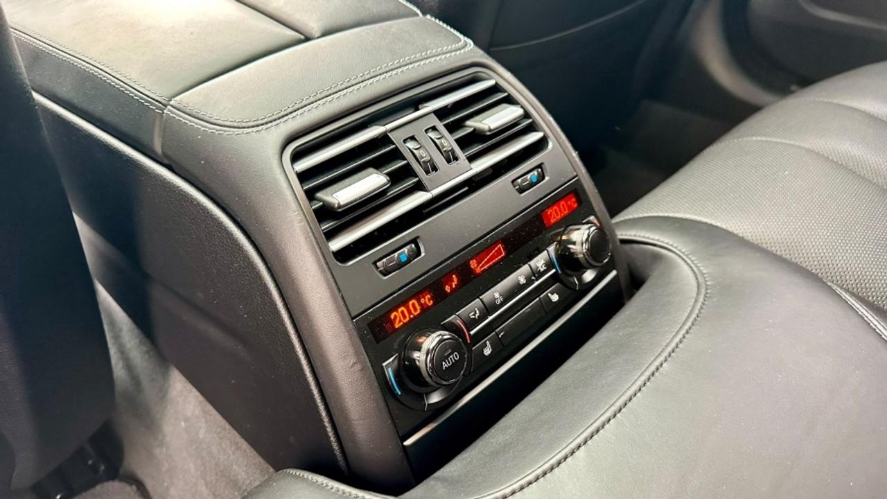 2015 BMW 6 Series * M PACKAGE * AWD * NEW TIRES 650I Photo