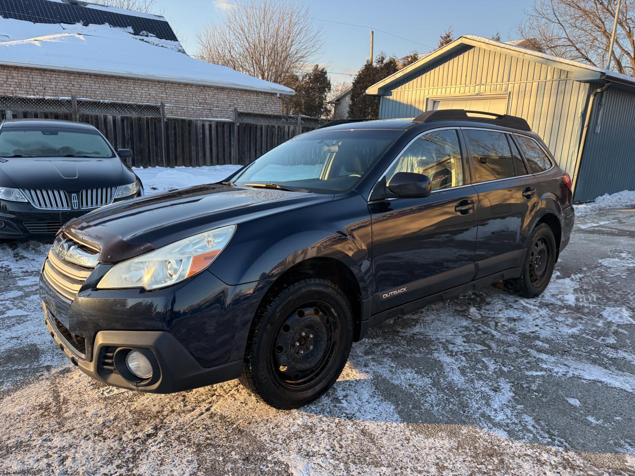 2013 Subaru Outback 2.5i Touring Photo