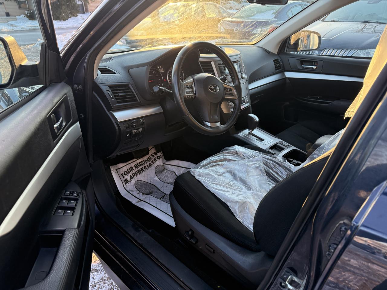 2013 Subaru Outback 2.5i Touring Photo