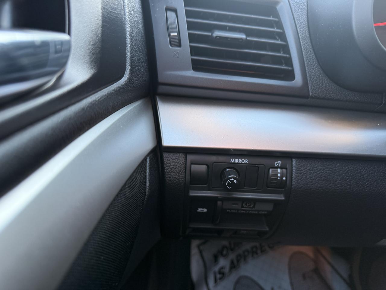 2013 Subaru Outback 2.5i Touring Photo