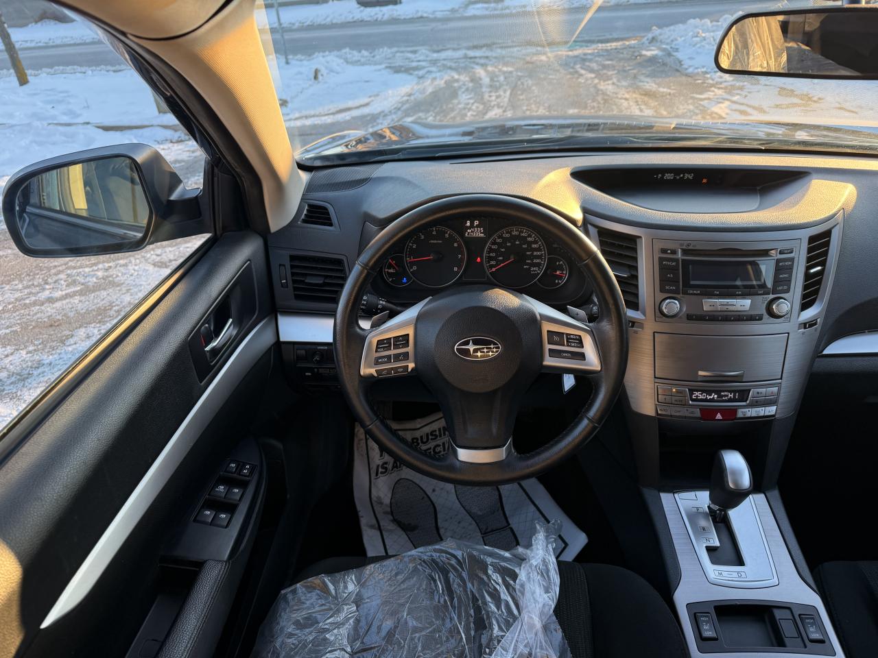 2013 Subaru Outback 2.5i Touring Photo