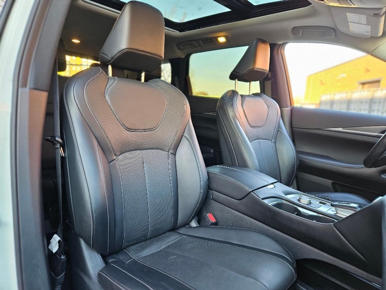 2022 Infiniti QX60 AWD-LUXE-7 PASSENGER-1 OWNER-CLEAN CARFAX Photo