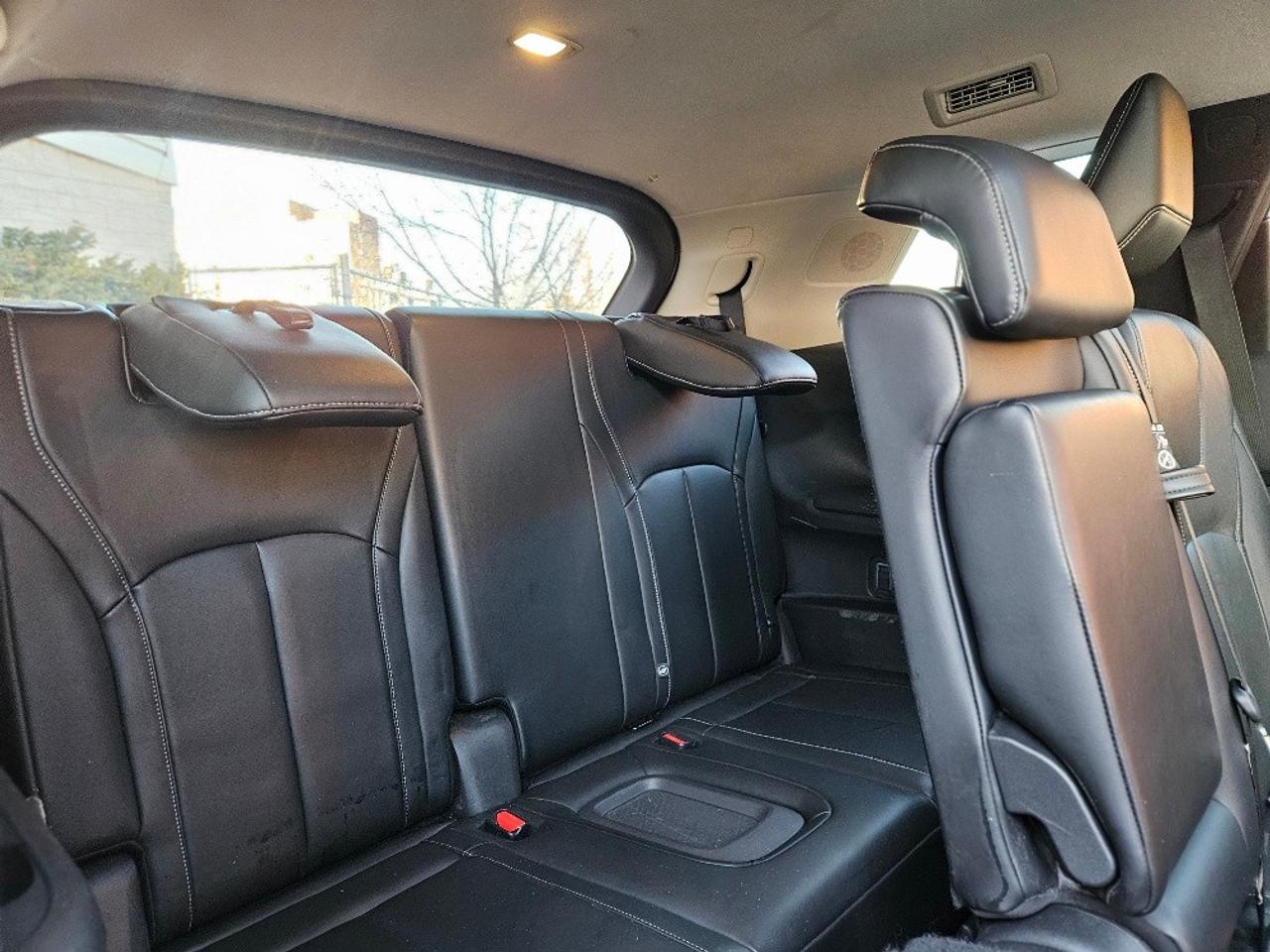 2022 Infiniti QX60 AWD-LUXE-7 PASSENGER-1 OWNER-CLEAN CARFAX Photo