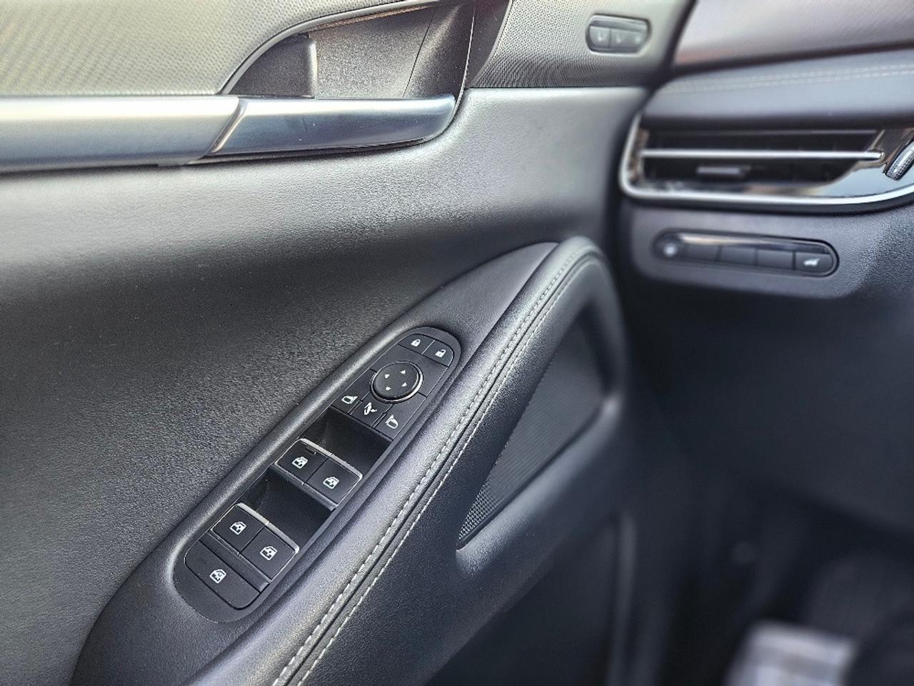 2022 Infiniti QX60 AWD-LUXE-7 PASSENGER-1 OWNER-CLEAN CARFAX Photo