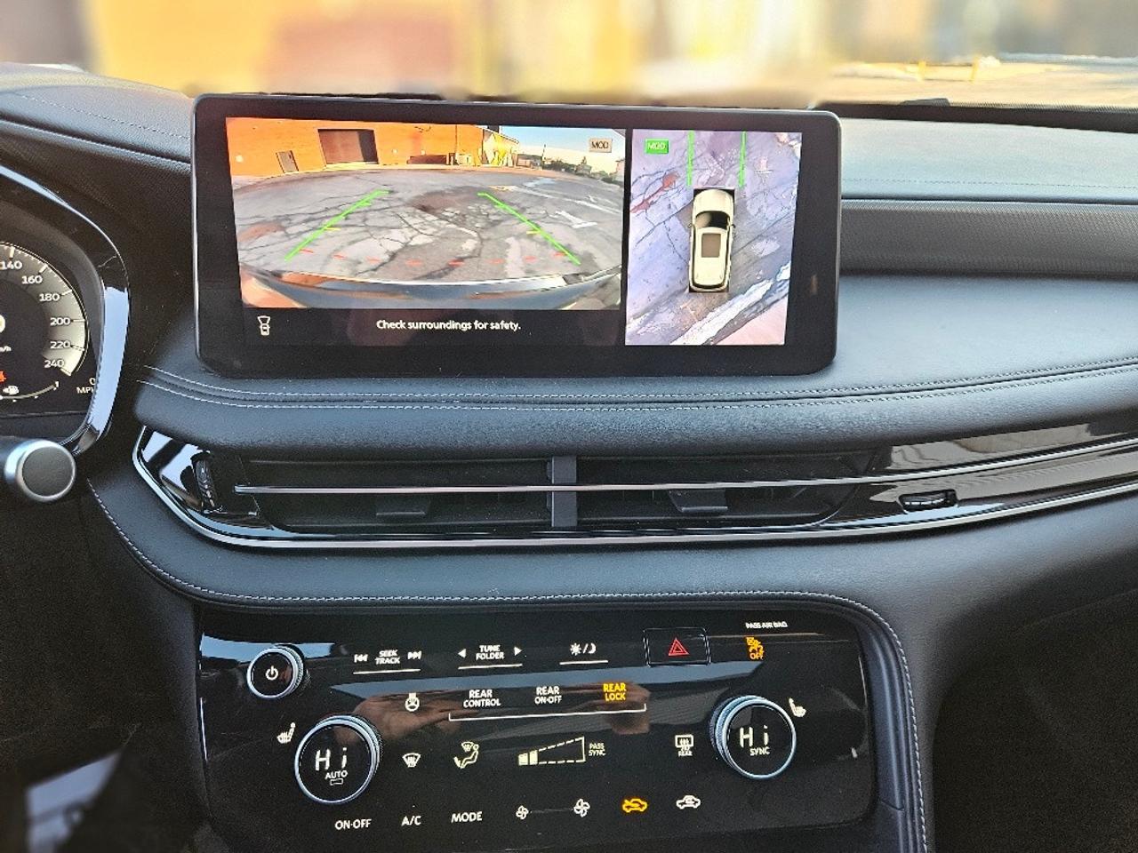 2022 Infiniti QX60 AWD-LUXE-7 PASSENGER-1 OWNER-CLEAN CARFAX Photo