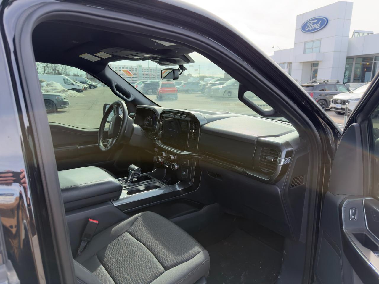 2021 Ford F-150 XLT 302A|SPORT|HTD SEATS|SVC RECORDS|TOW|FX4 Photo