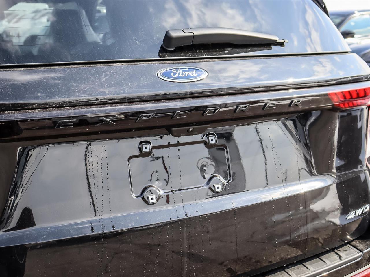 2026 Ford Explorer ST-Line Photo