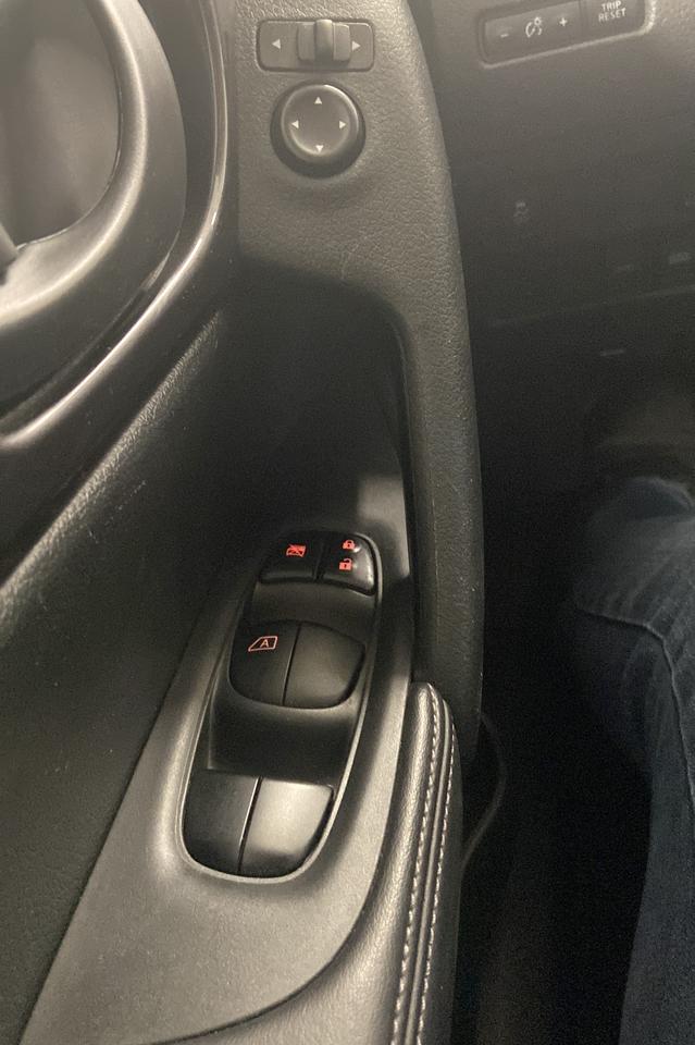 2020 Nissan Rogue S Photo