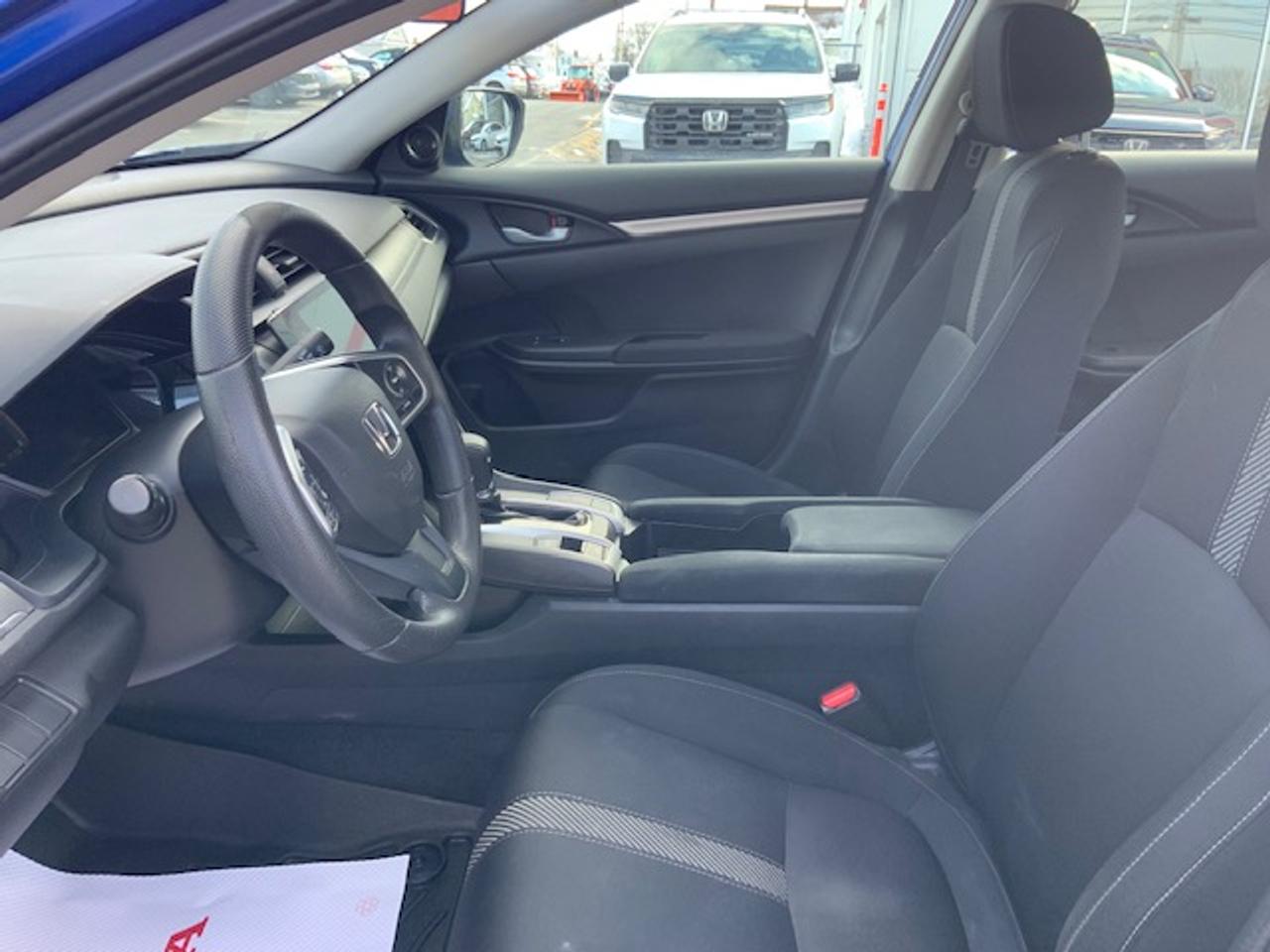 2018 Honda Civic 4D LX CVT Photo
