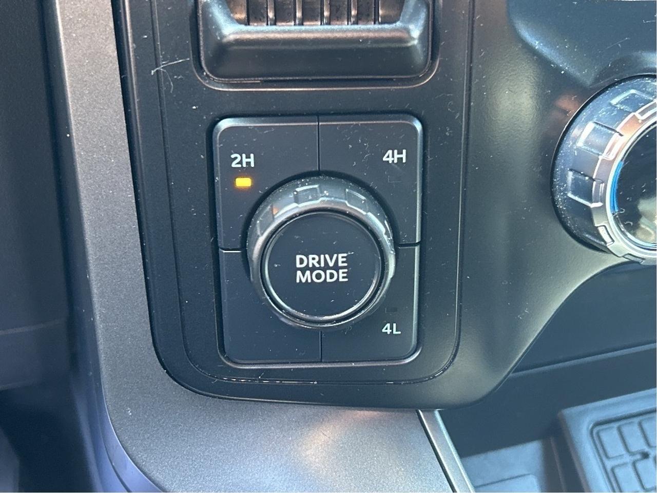 2024 Ford F-150 XLT 4WD SuperCrew 5.5' Box Photo