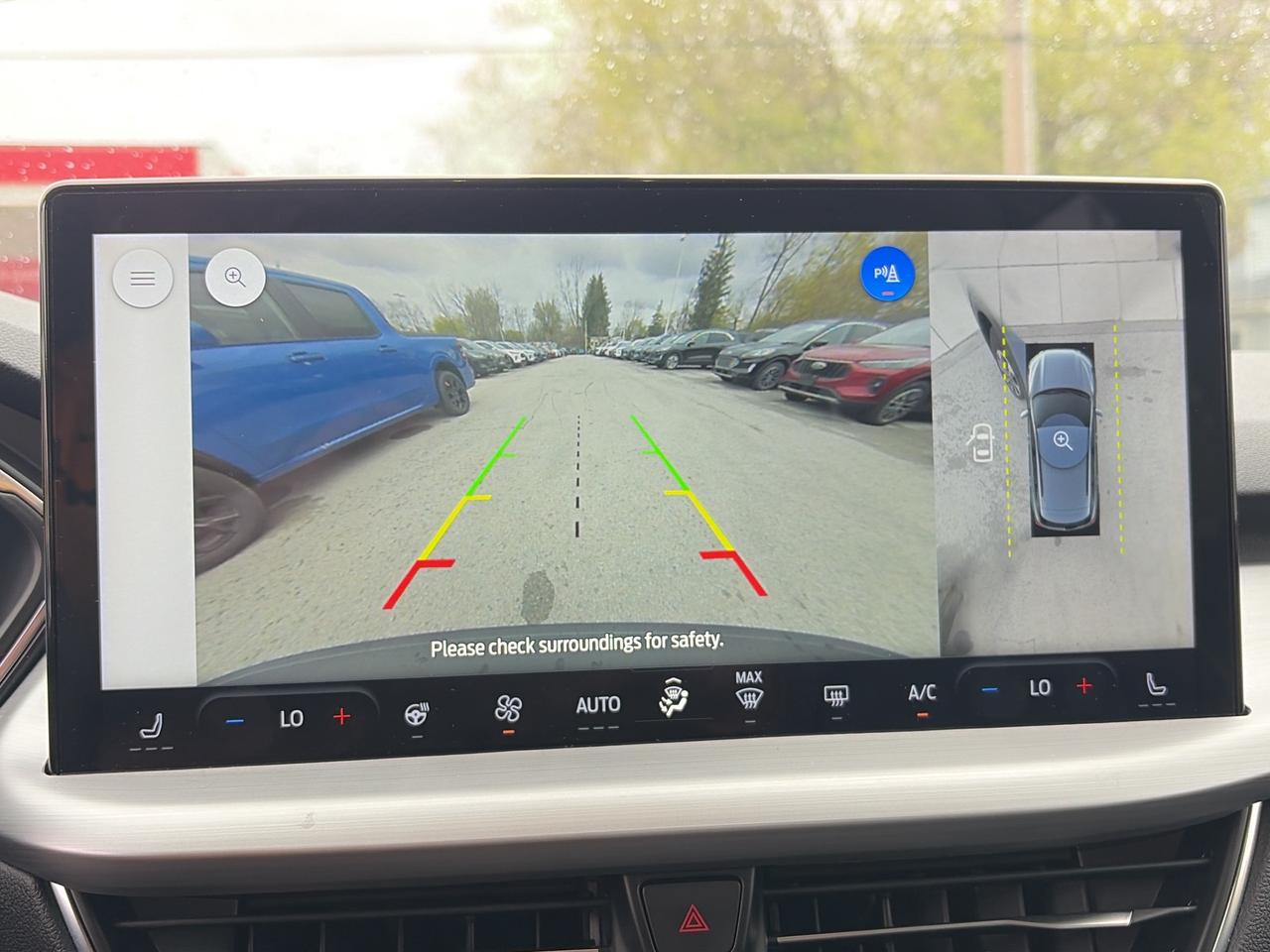 2023 Ford Escape Platinum AWD Photo