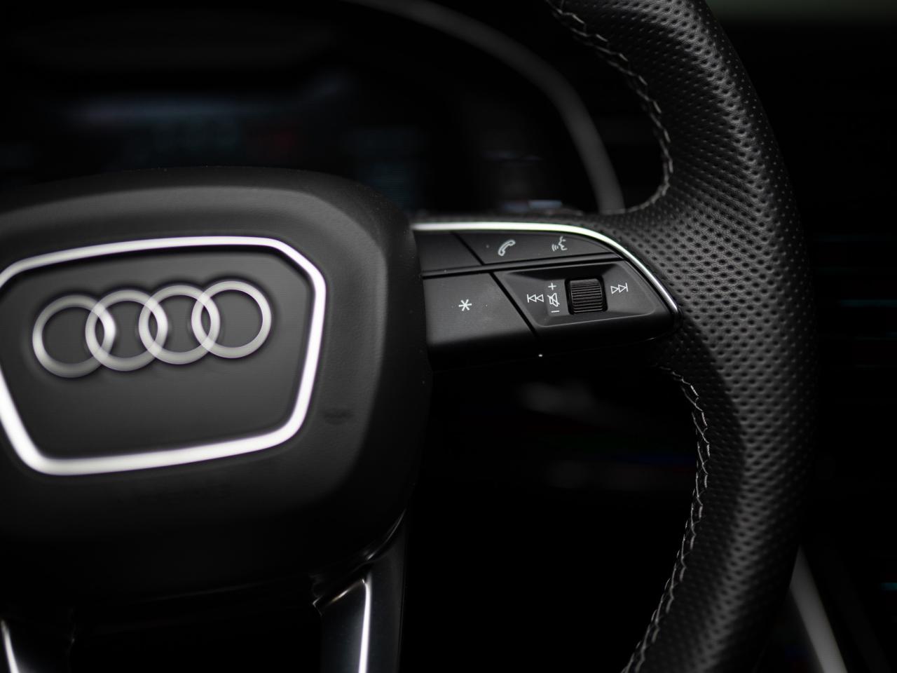 2021 Audi SQ7 PREMIUM PLUS | HUD | 7 PASS | 21 IN Photo