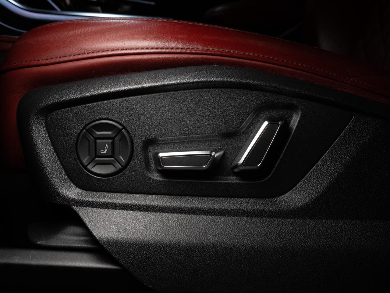 2021 Audi SQ7 PREMIUM PLUS | HUD | 7 PASS | 21 IN Photo