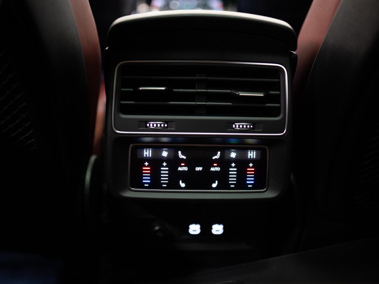 2021 Audi SQ7 PREMIUM PLUS | HUD | 7 PASS | 21 IN Photo