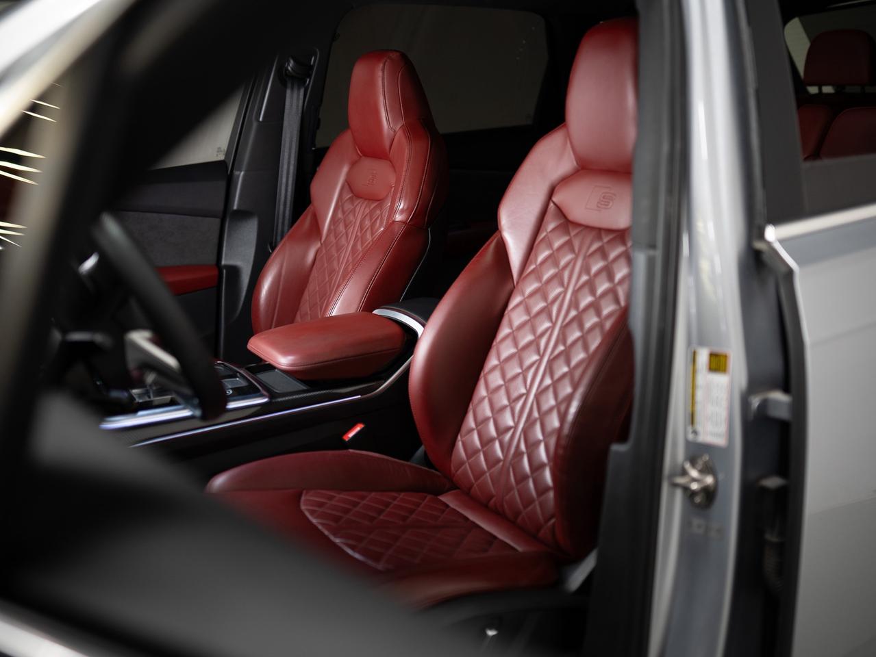 2021 Audi SQ7 PREMIUM PLUS | HUD | 7 PASS | 21 IN Photo