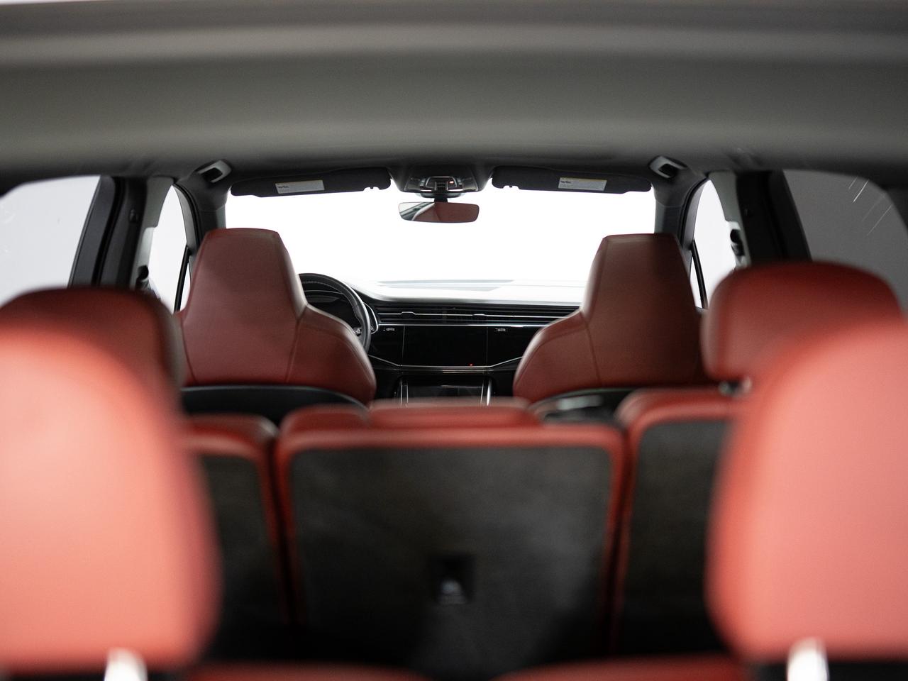 2021 Audi SQ7 PREMIUM PLUS | HUD | 7 PASS | 21 IN Photo