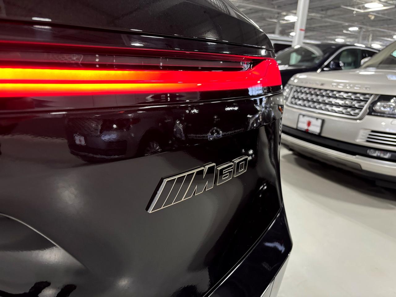 2024 BMW iX M60 xDrive|NAV|HUD|ELECTROCHROMICROOF|CRYSTALGLASS Photo