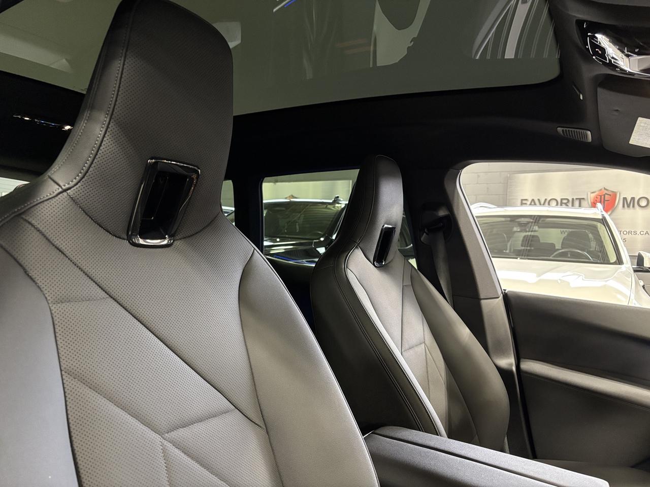 2024 BMW iX M60 xDrive|NAV|HUD|ELECTROCHROMICROOF|CRYSTALGLASS Photo