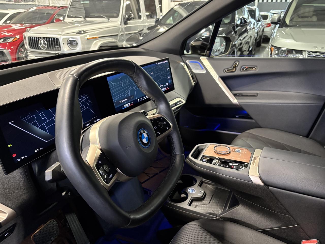 2024 BMW iX M60 xDrive|NAV|HUD|ELECTROCHROMICROOF|CRYSTALGLASS Photo
