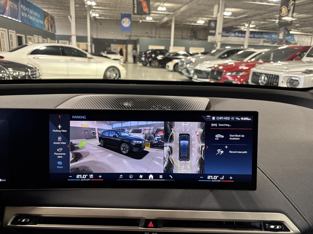 2024 BMW iX M60 xDrive|NAV|HUD|ELECTROCHROMICROOF|CRYSTALGLASS Photo