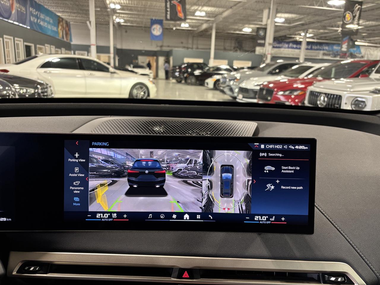 2024 BMW iX M60 xDrive|NAV|HUD|ELECTROCHROMICROOF|CRYSTALGLASS Photo