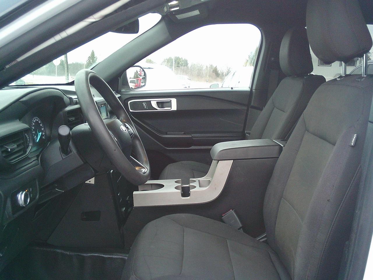 2020 Ford Explorer AWD + TOW PKG Photo