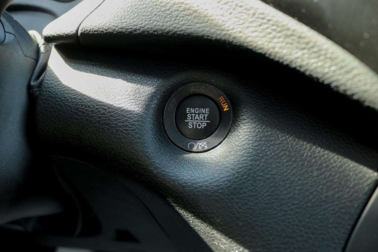 13658570