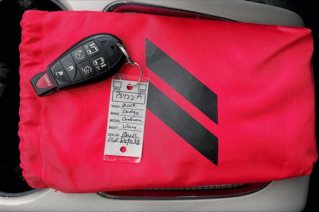 2019 Dodge Grand Caravan Crew Plus | Heated Leather | Stow n Go | DVD | FWD Photo