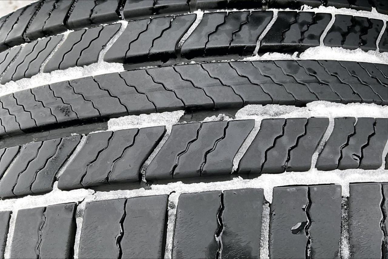 2019 Dodge Grand Caravan Crew Plus | Heated Leather | Stow n Go | DVD | FWD Photo