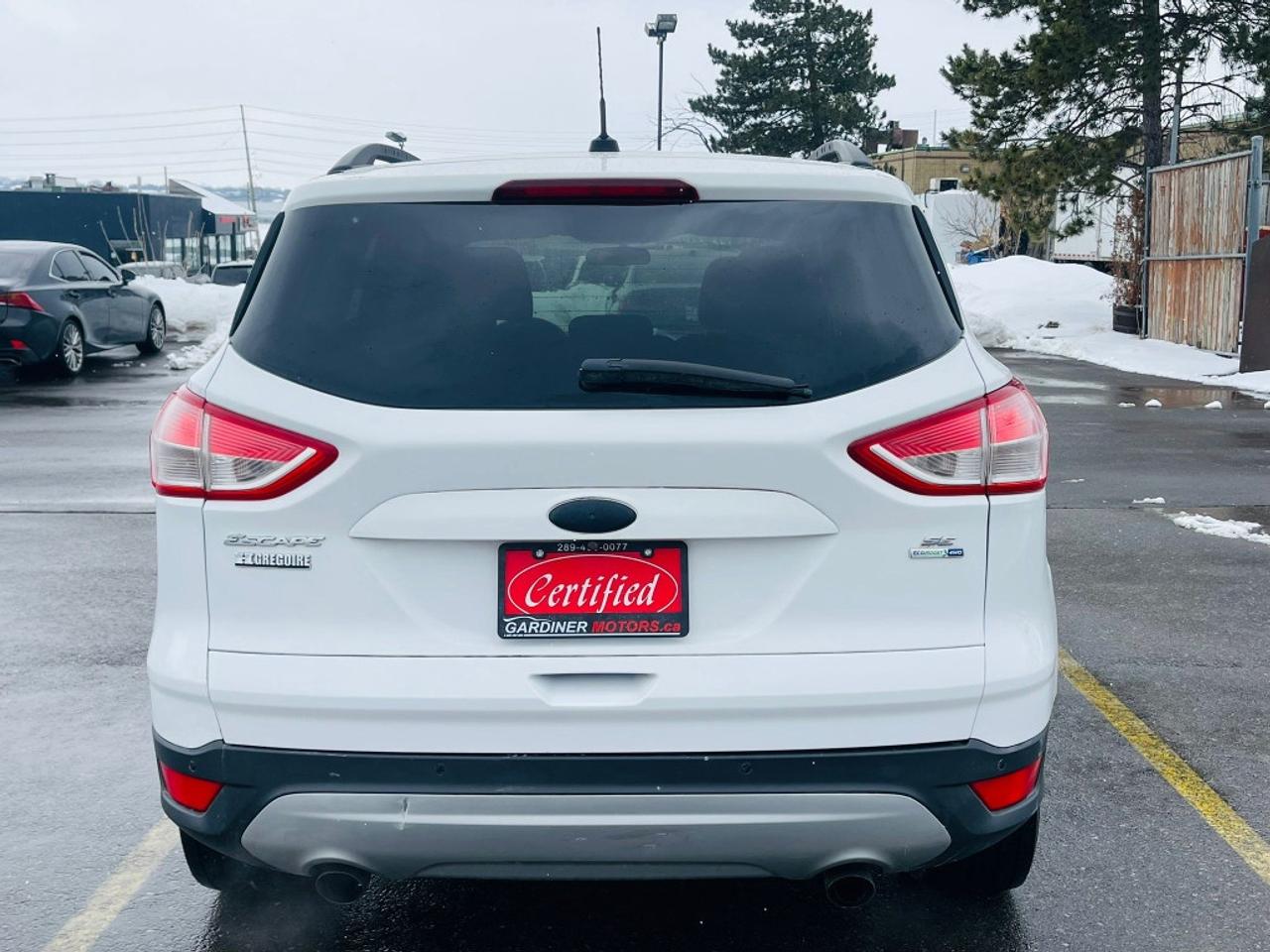 2014 Ford Escape SE 4dr 4x4 Automatic Photo4