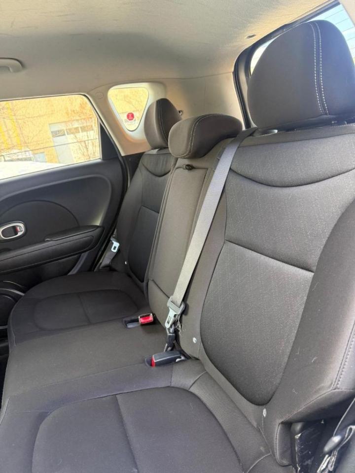 2016 Kia Soul 5dr wagon Photo