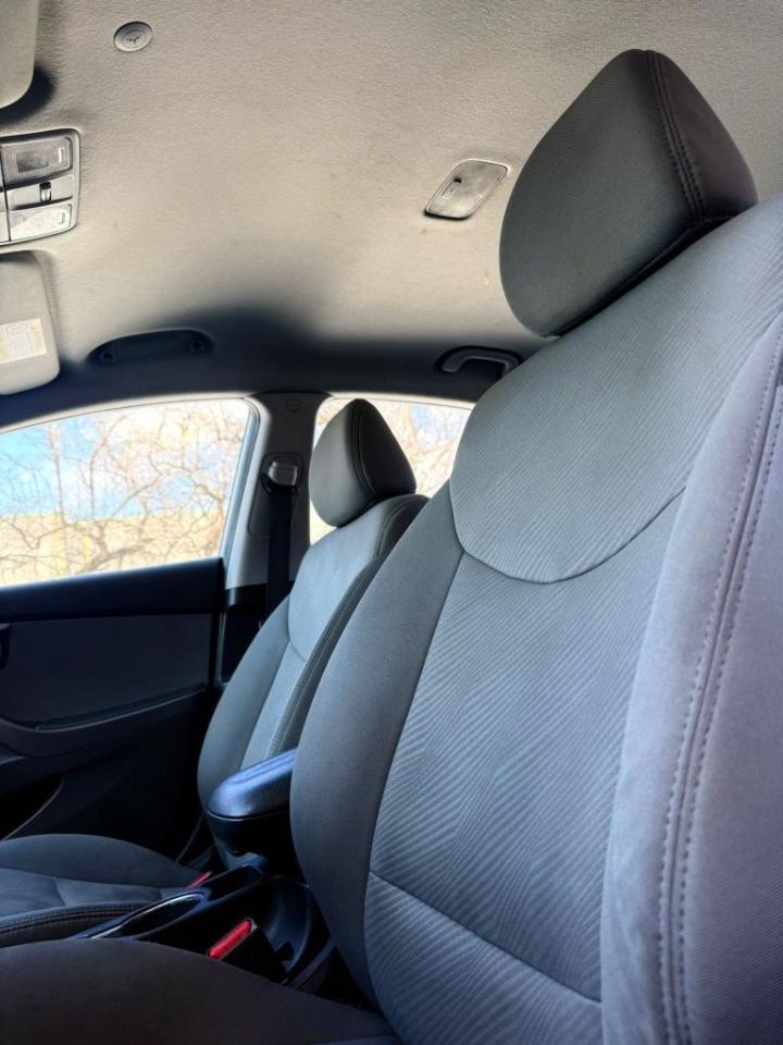 2011 Hyundai Elantra 4DR SEDAN Photo