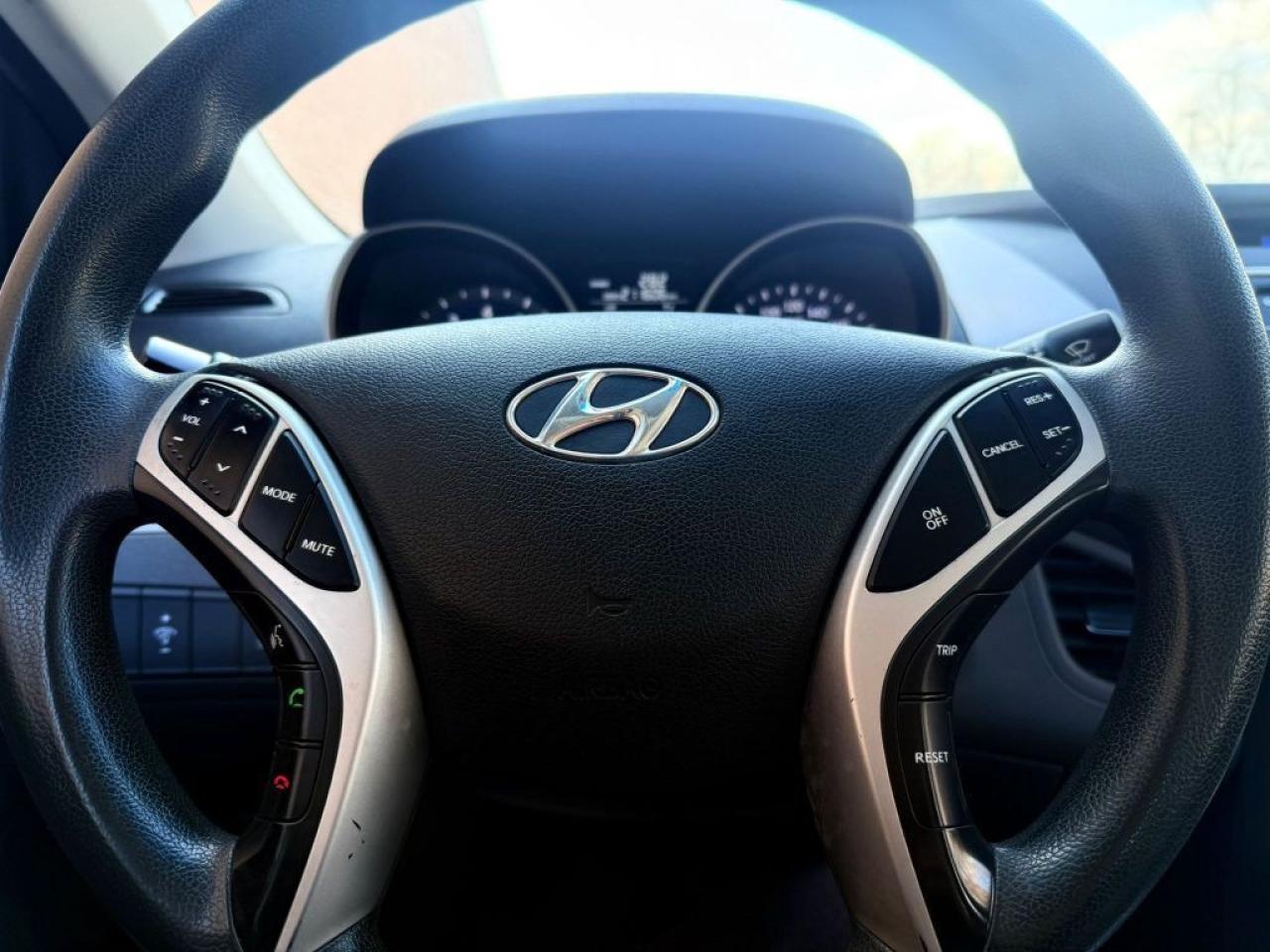 2011 Hyundai Elantra 4DR SEDAN Photo